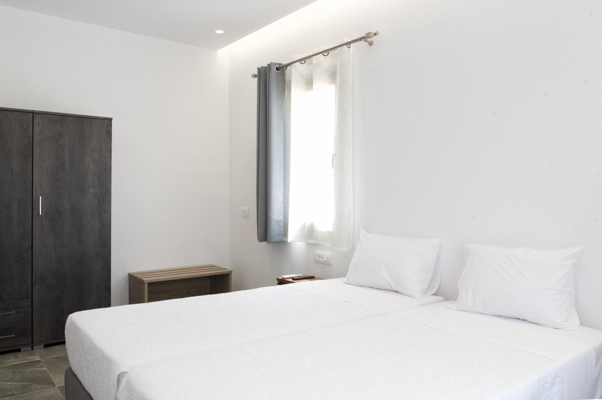 Maistros Apartments Mykonos Ftelia  Exterior photo